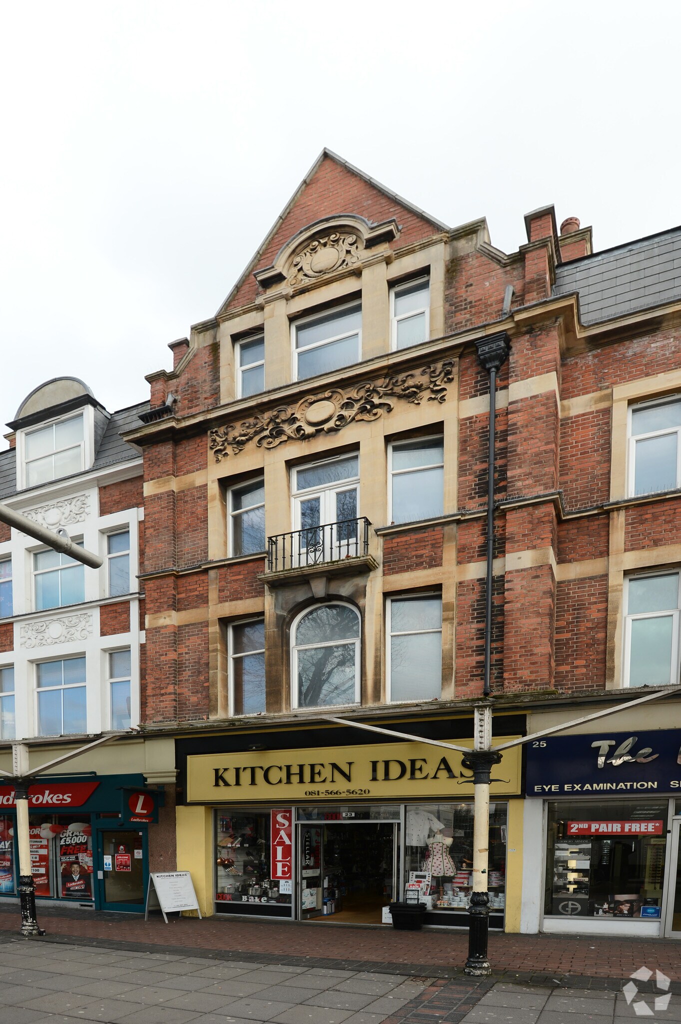 23 New Broa, London for sale Primary Photo- Image 1 of 1