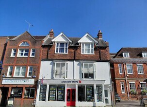 52 High St, Sevenoaks to rent Building Photo- Image 1 of 1