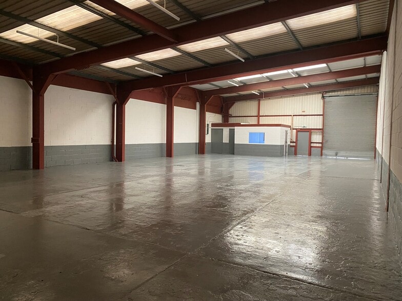 Eringhausen Way, Haverhill to rent - Building Photo - Image 3 of 6