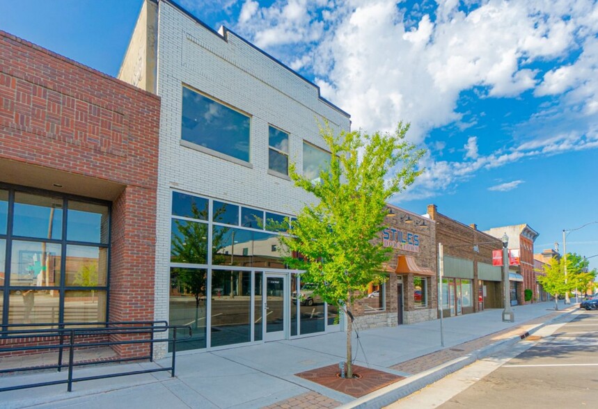 114 W Main St, Norman, OK for rent - Building Photo - Image 1 of 45