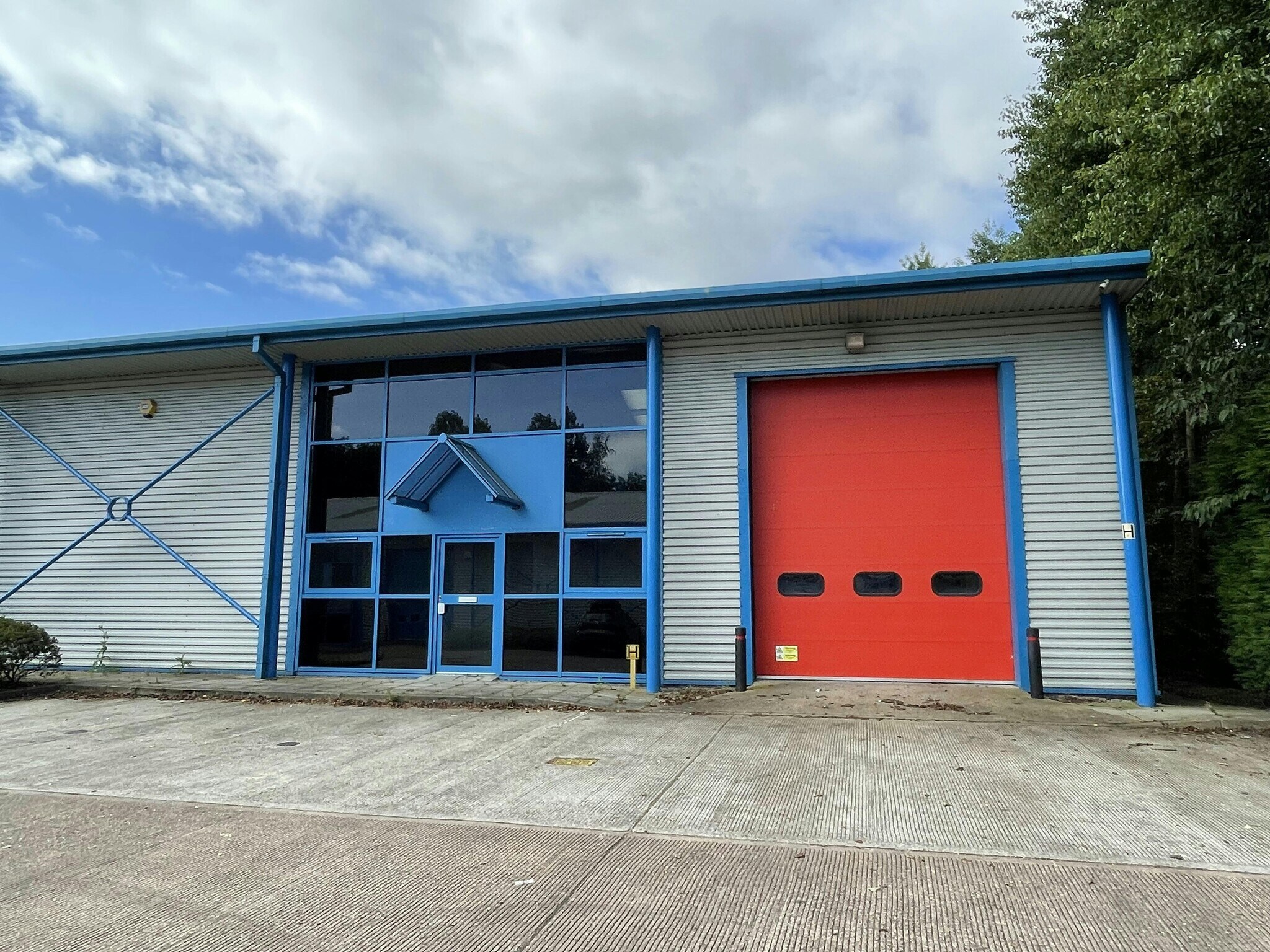 Parkhall Rd, Stoke On Trent for sale Primary Photo- Image 1 of 1