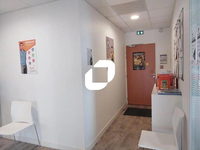 Office in Orvault to rent - Interior Photo - Image 3 of 7