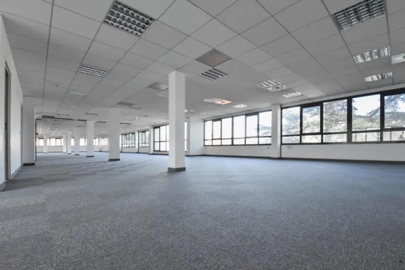 1 Chemin Jean-Marie Vianney, Écully to rent - Interior Photo - Image 2 of 8