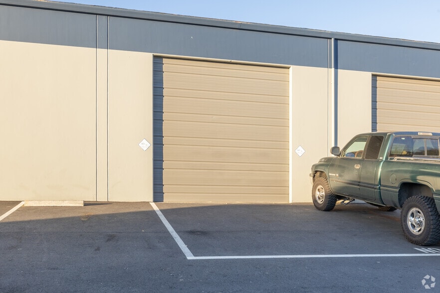 3424-3440 Auburn Blvd, Sacramento, CA to rent - Building Photo - Image 3 of 8