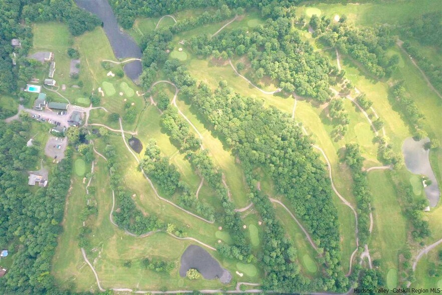 67 Crows Nest Rd, Round Top 12473 UK