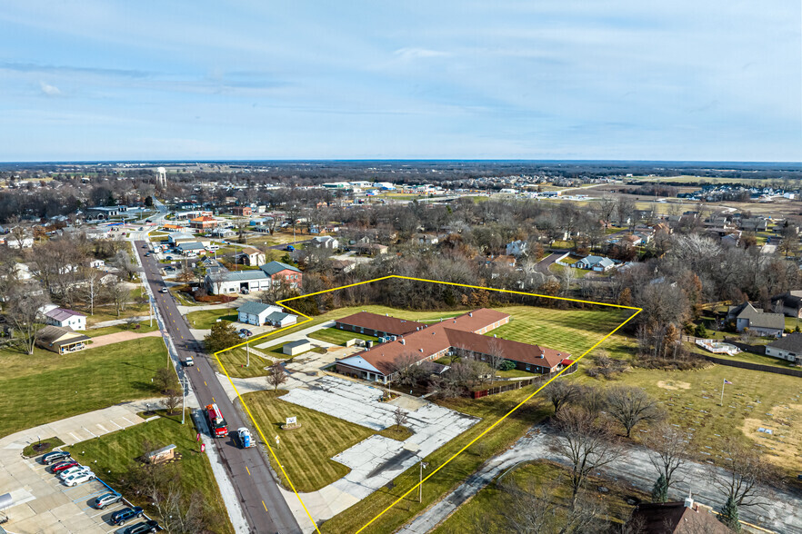 300 S Henry Clay Blvd, Ashland, MO for sale - Building Photo - Image 1 of 1