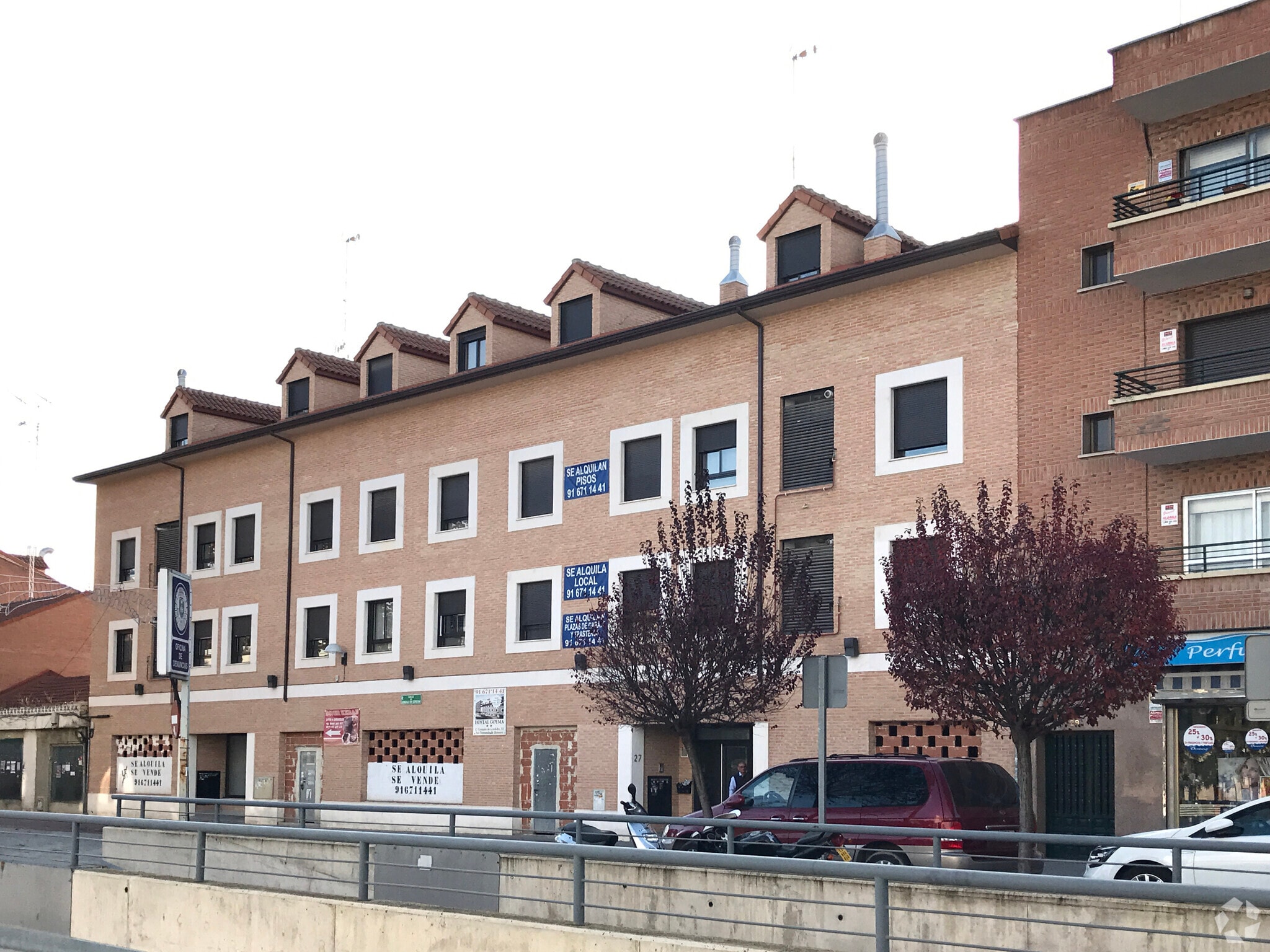 Calle Gonzalo de Córdoba, 23 – 25, San Fernando de Henares, Madrid to rent Primary Photo- Image 1 of 2