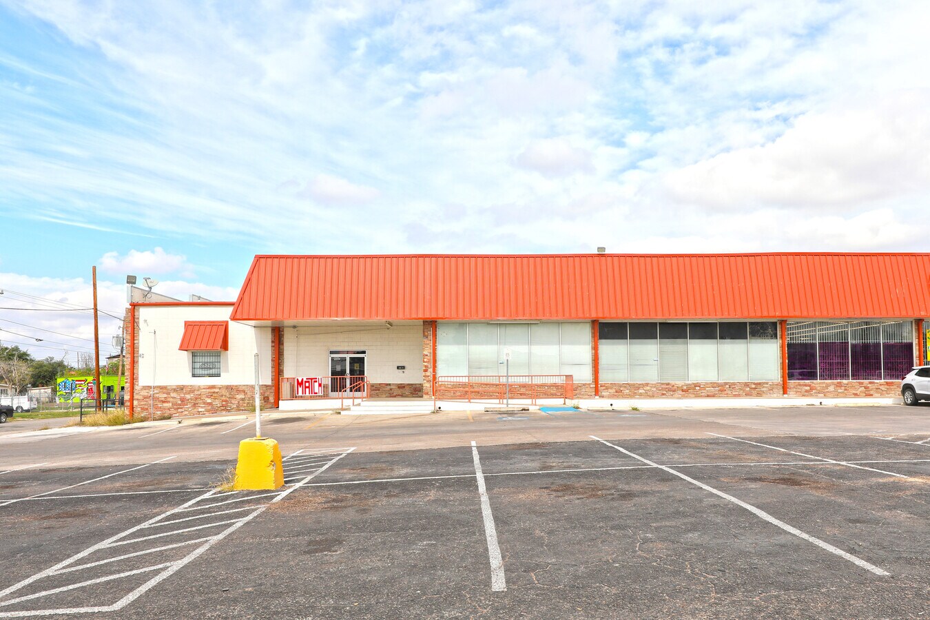 820 Guadalupe St, Laredo 78040 Retail for Rent UK