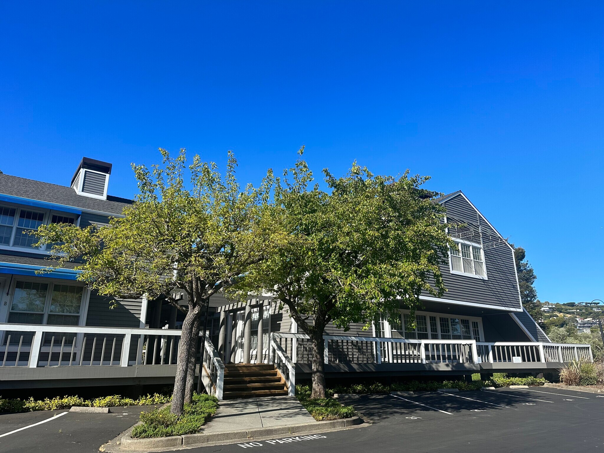 1120 Mar West St, Tiburon, CA to rent Building Photo- Image 1 of 4