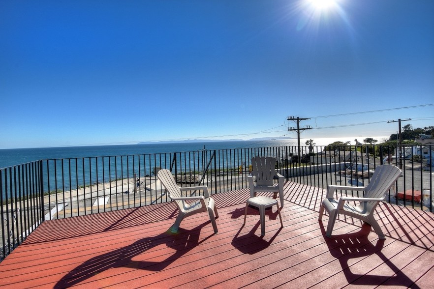 Oceanfront 36 Unit Apartment, San Pedro, CA for sale - Building Photo - Image 1 of 1