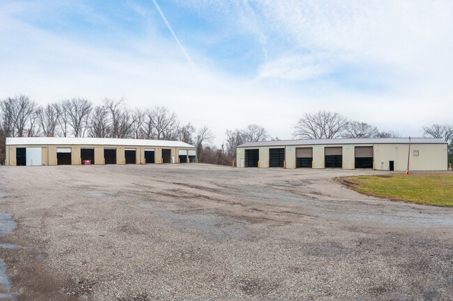 More details for 946 Tonsor Rd, Alton, IL - Industrial for Auction