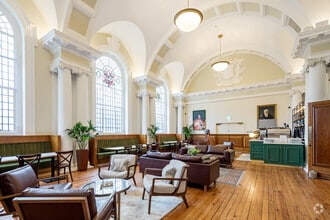 30 Tweedy Rd, Bromley to rent Interior Photo- Image 2 of 13