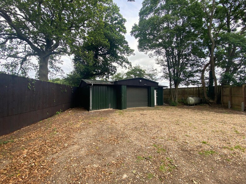 Long Green, Nr Longdon, Worcestershire GL19 4QQ, Gloucester to rent - Primary Photo - Image 1 of 2