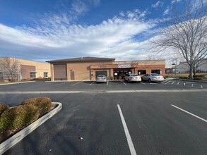 2902-2906 S Featherly Way, Boise, ID for rent Building Photo- Image 1 of 14