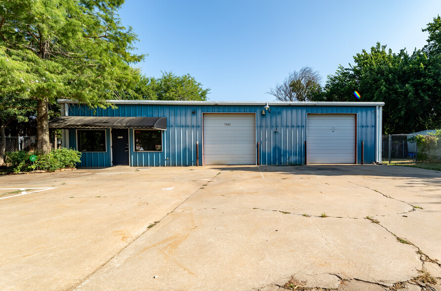 7121 SW 59th St, Oklahoma City, OK for sale - Primary Photo - Image 1 of 1