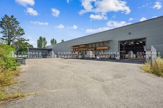 More details for 15 Rue D'Anjou, Saint-Quentin-Fallavier - Light Industrial for Sale