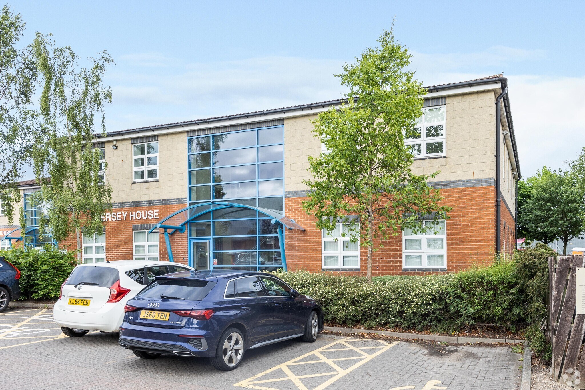 8 Mandale Park, Durham to rent Building Photo- Image 1 of 3