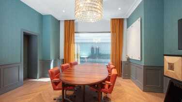 1 Oldmarket Pl, Banff to rent Building Photo- Image 1 of 4