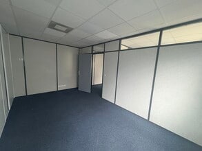 184 Quai De Brazza, Bordeaux to rent Interior Photo- Image 1 of 10