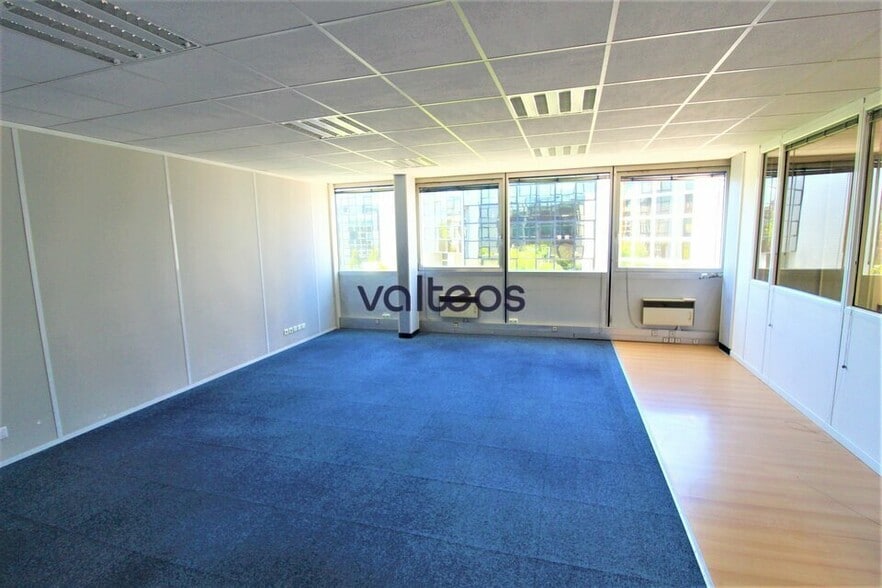 5 Avenue Albert Durand, Blagnac for sale - Interior Photo - Image 3 of 6