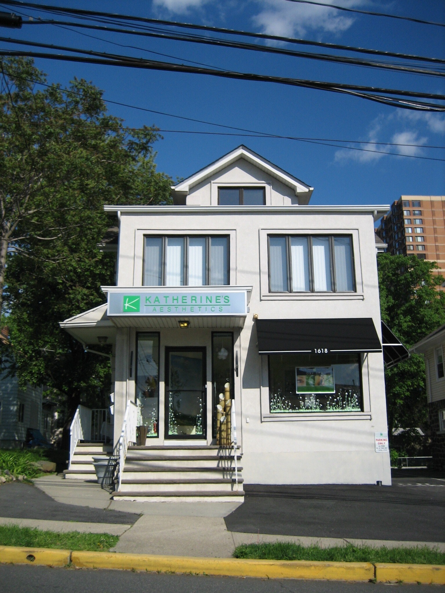 1618 Parker Ave, Fort Lee, NJ for sale Primary Photo- Image 1 of 1