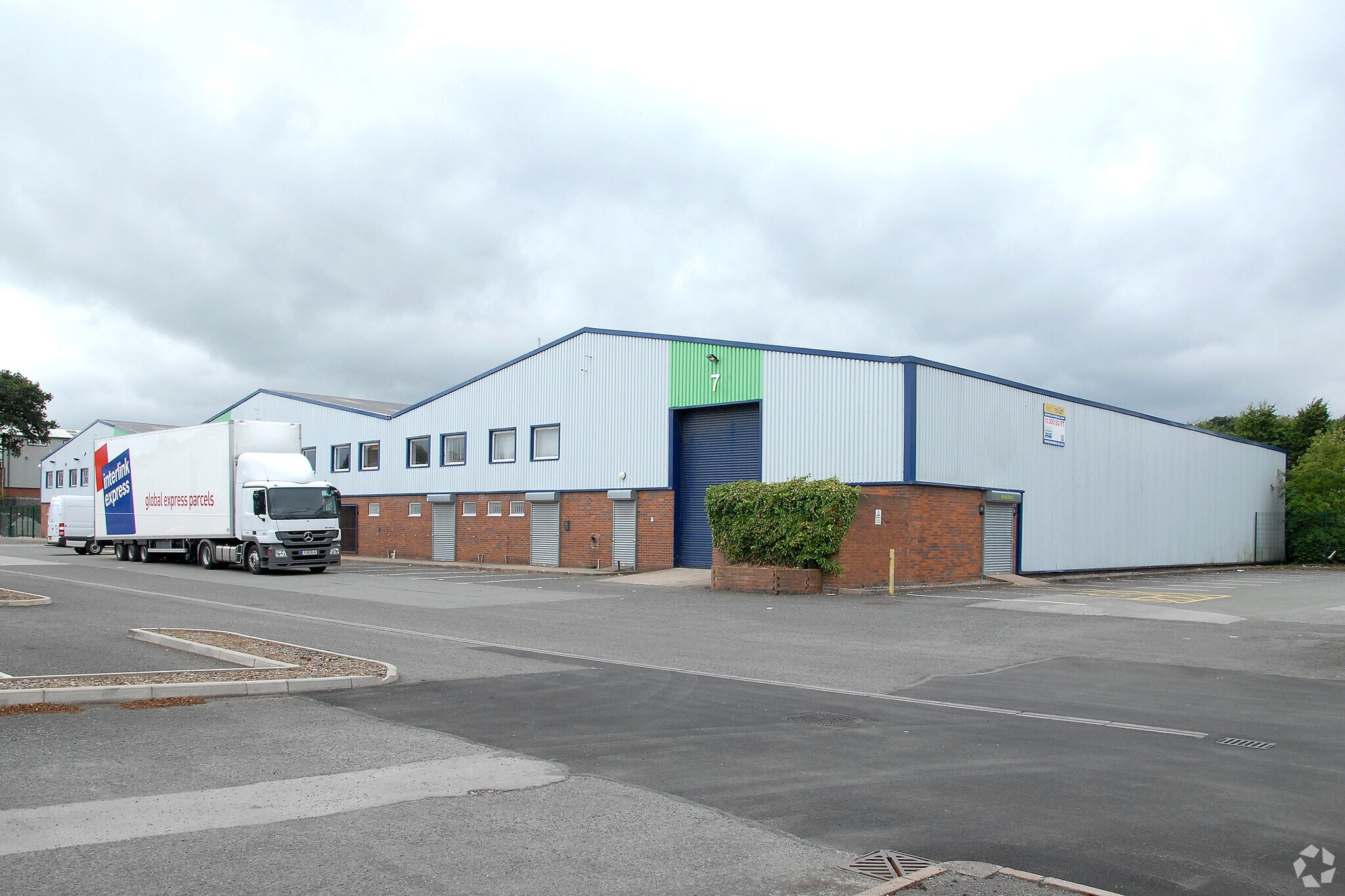 Stephen Gray Rd, Mold for sale Primary Photo- Image 1 of 1