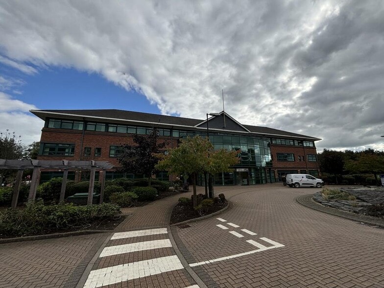 Campbell Rd, Stoke On Trent to rent - Building Photo - Image 3 of 13