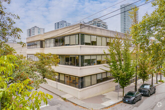 625 Agnes St, New Westminster, BC for rent Building Photo- Image 1 of 9