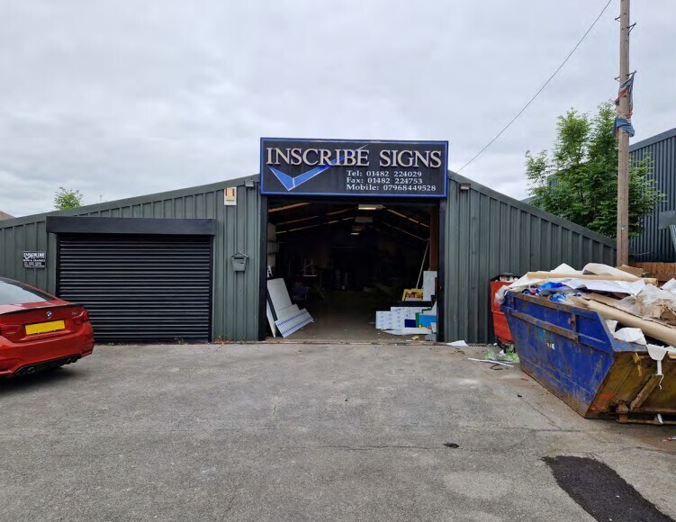 303 Hull Rd, Hull for sale - Building Photo - Image 1 of 1