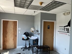 108 Clematis Ave, Waltham, MA to rent Building Photo- Image 2 of 4