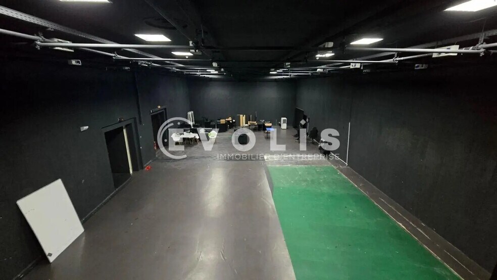 1 Rue Michelet, Ivry-sur-Seine to rent - Interior Photo - Image 3 of 22