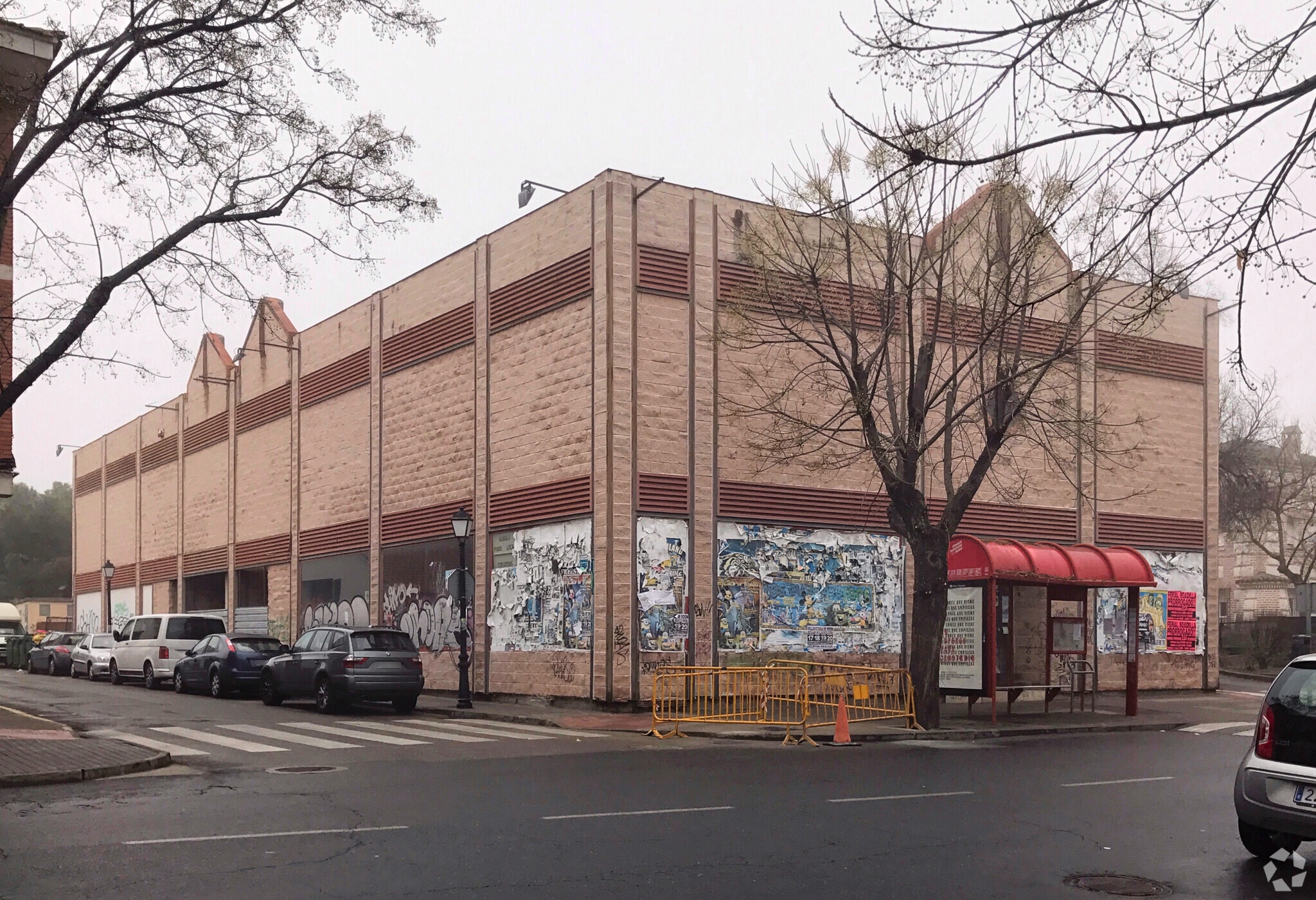 Retail in Brunete, Madrid to rent Primary Photo- Image 1 of 3