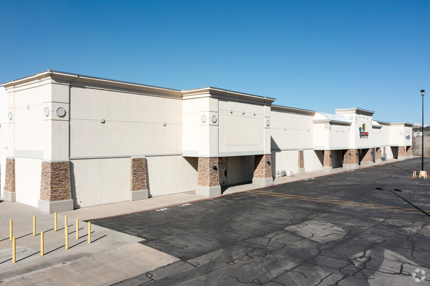 1330-1350 Sandhill Rd, Orem, UT for sale - Primary Photo - Image 1 of 1