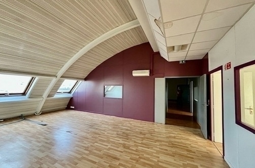 Office in Saint-Ouen-sur-Seine to rent - Interior Photo - Image 3 of 6