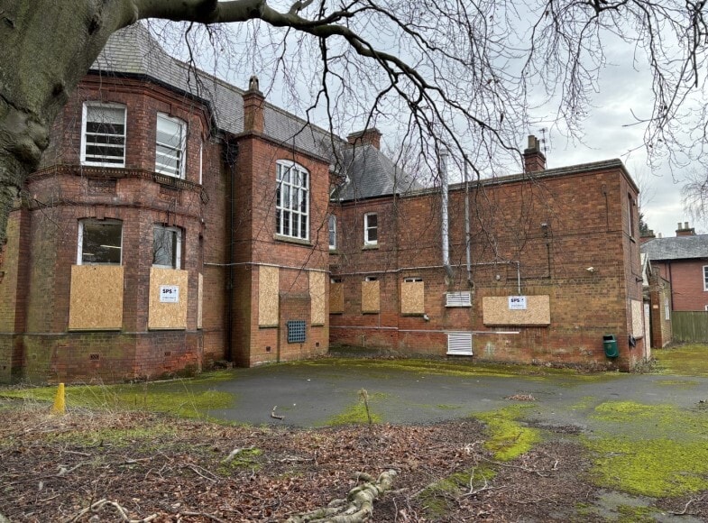 1A Pelham Rd, Grimsby for sale - Building Photo - Image 2 of 5