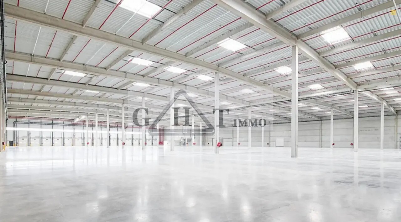 Industrial in Gretz-Armainvilliers to rent Building Photo- Image 1 of 4