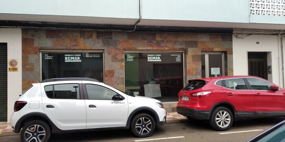 Retail in Almussafes for sale - Building Photo - Image 2 of 2