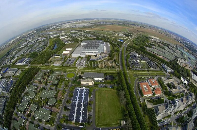Light Industrial in Villepinte to rent - Aerial - Image 3 of 4