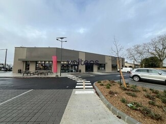 More details for 2141 Route Des Platanes, Merville - Retail to Rent
