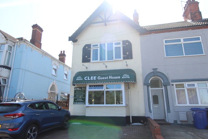 7 Clee, Cleethorpes for sale - Primary Photo - Image 1 of 1
