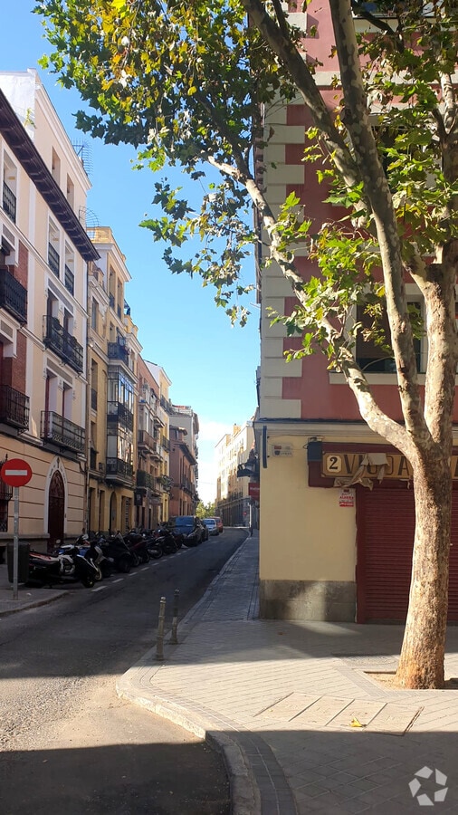 Madrid, MAD 28005 - Unit Puerta 01 -  - Interior Photo - Image 1 of 39