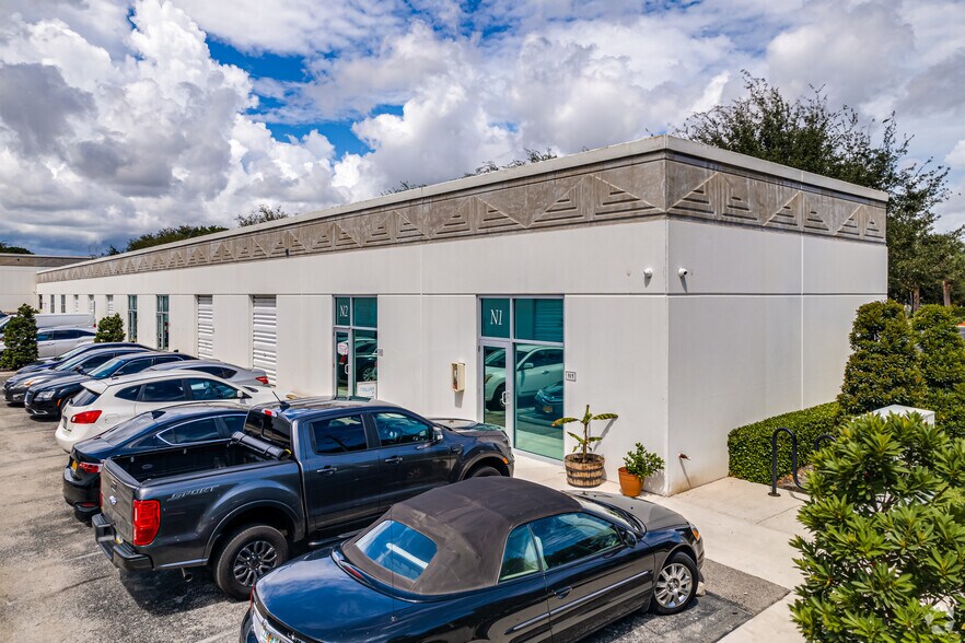 6453 W Rogers Cir, Boca Raton, FL 33487 WRC Small Business Warehouses