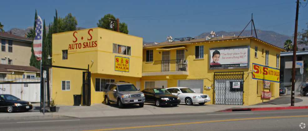 7401-7427 Foothill Blvd, Tujunga, CA for sale - Primary Photo - Image 1 of 1