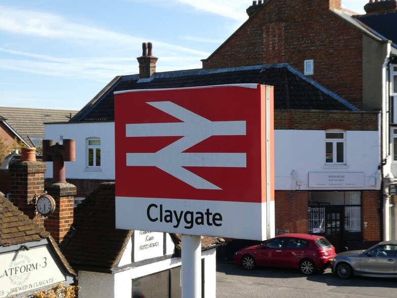 39-41 The Parade, Claygate to rent - Building Photo - Image 3 of 5