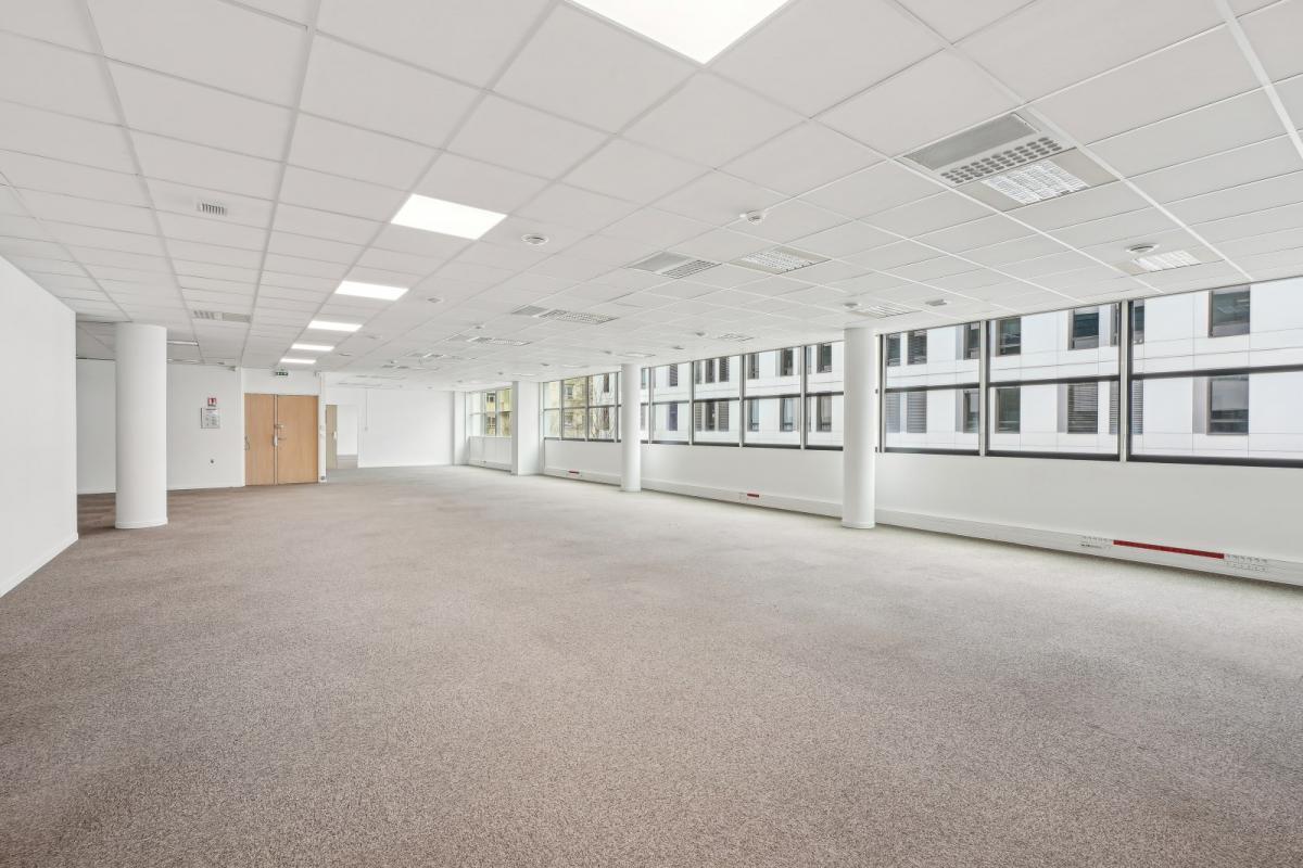 Office in Lyon to rent Interior Photo- Image 1 of 26