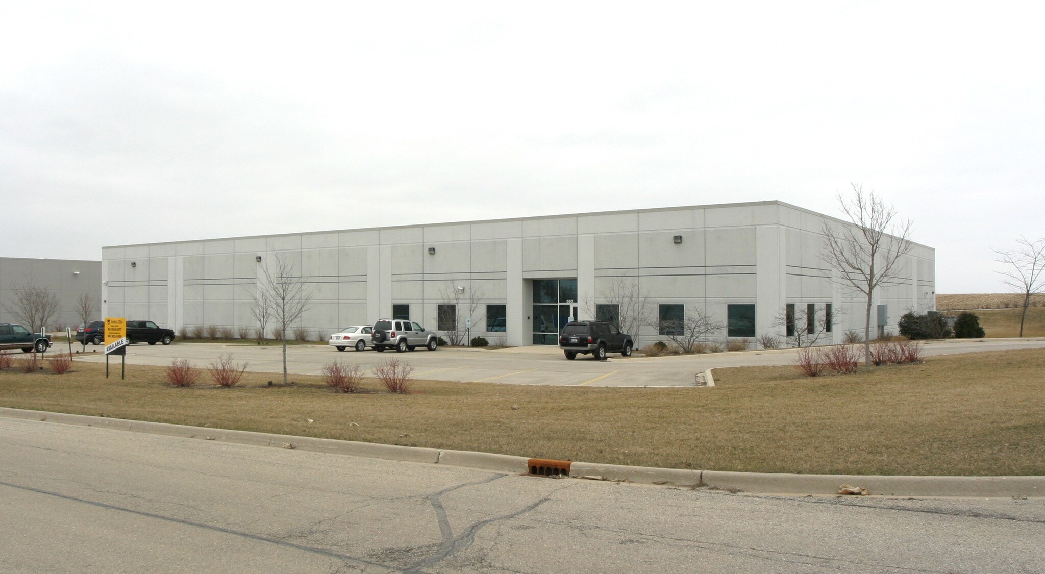 550 Heartland Dr, Sugar Grove, IL for sale Primary Photo- Image 1 of 1