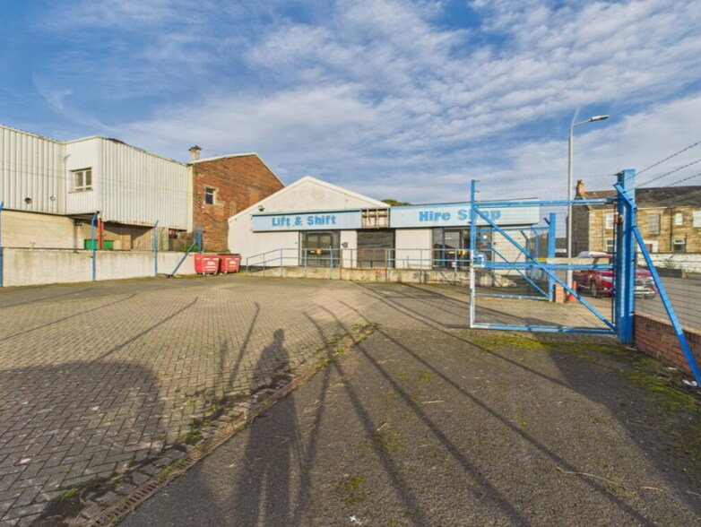 2 Elmbank St, Ayr to rent - Building Photo - Image 2 of 10