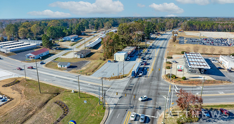 2009 Montague Avenue Ext, Greenwood, SC for sale - Building Photo - Image 2 of 3