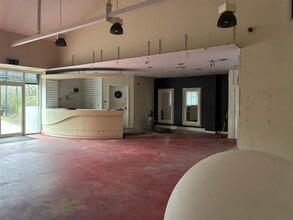 123 Longstone St, Lisburn to rent Interior Photo- Image 2 of 6