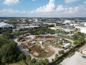 3401 Old Metro Pky, Fort Myers, FL - aerial  map view